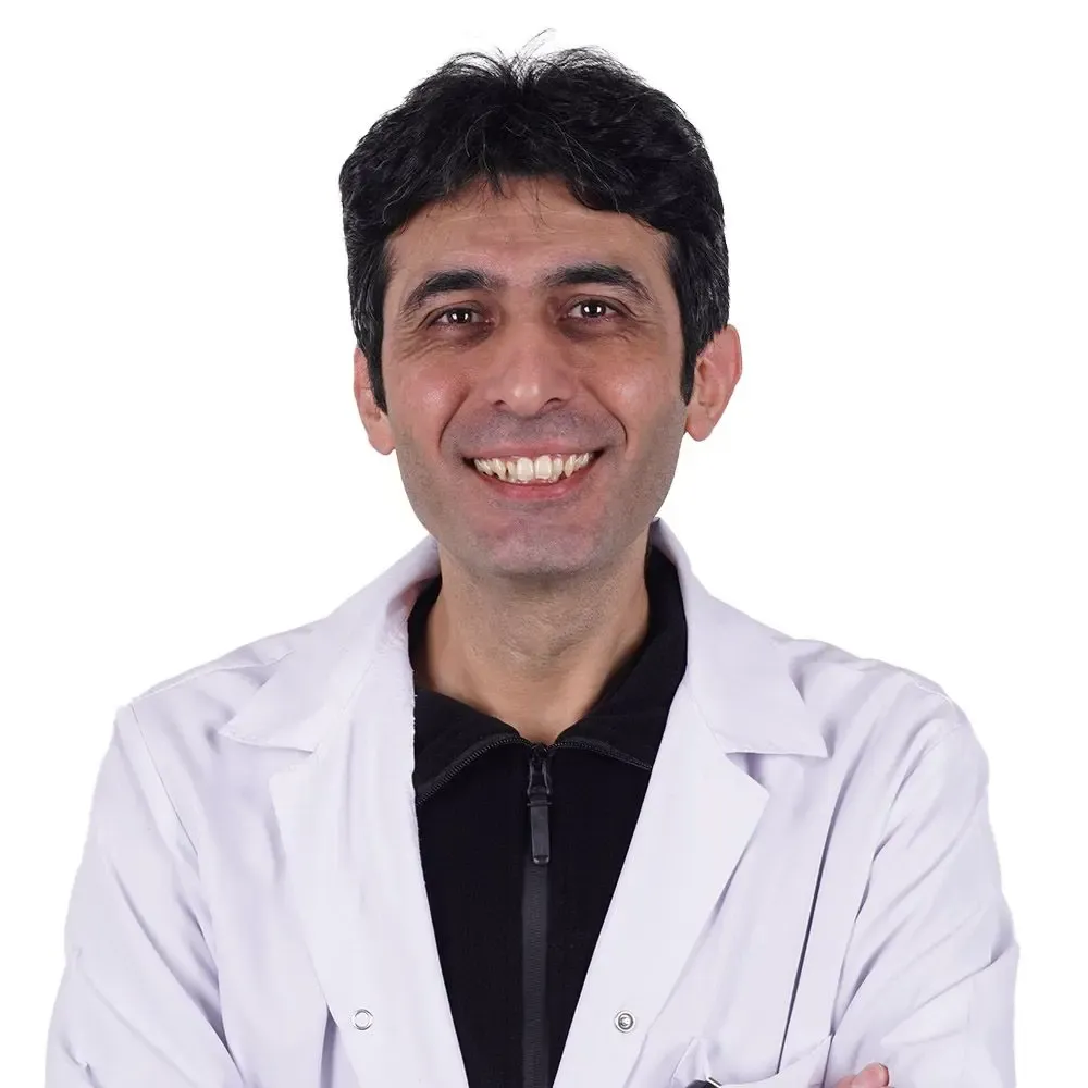 Dr. Emin Gul, vadošais matu transplantācijas ķirurgs